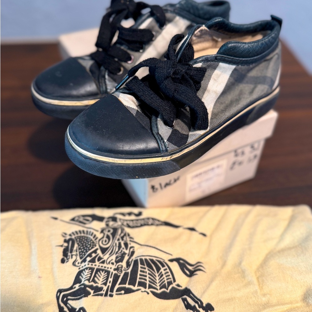 Burberry Sneakers Kids